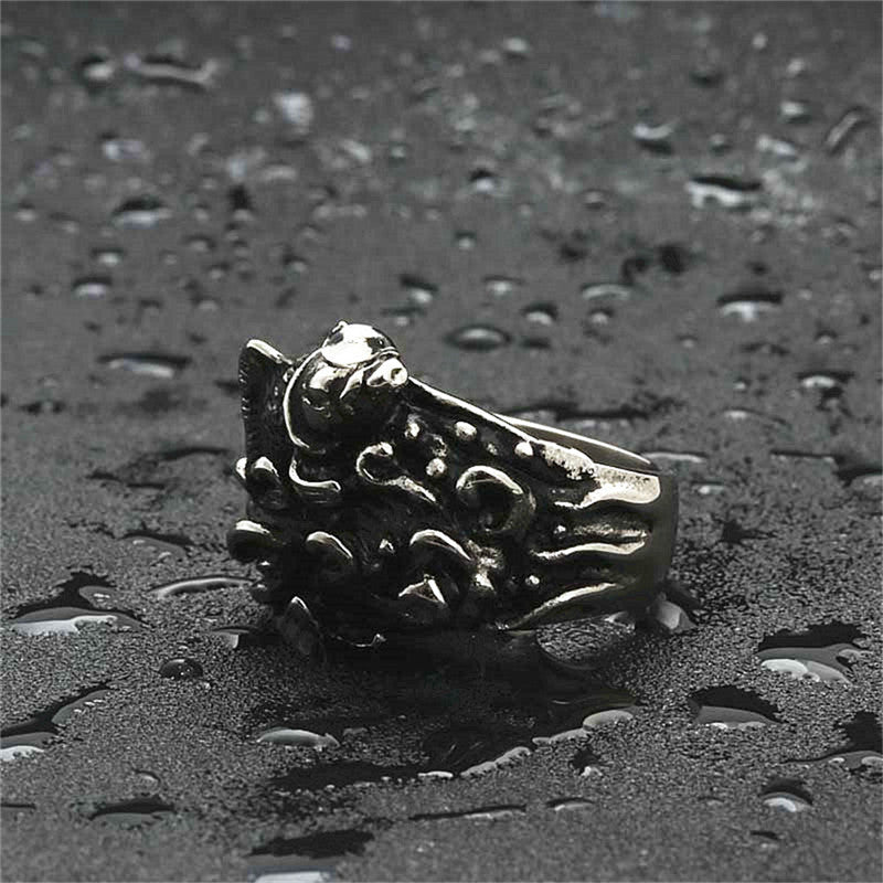 Classic Ring with Timeless Appeal