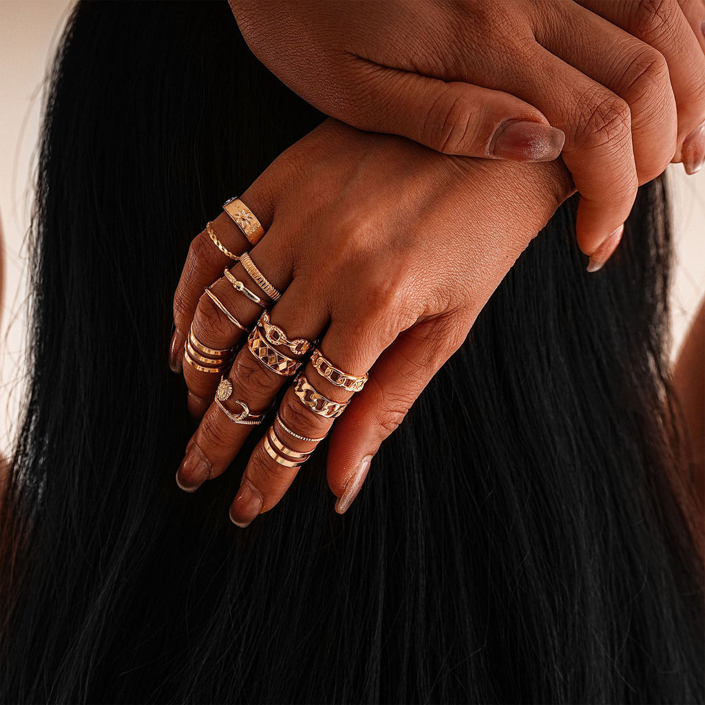 Beautiful Set with Unique Style