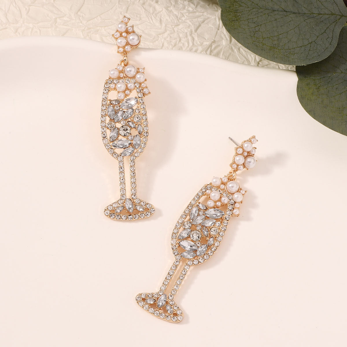 Romantic Pearl Earring for Special Moments