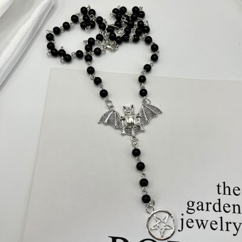 Romantic Silver Necklace for Special Moments