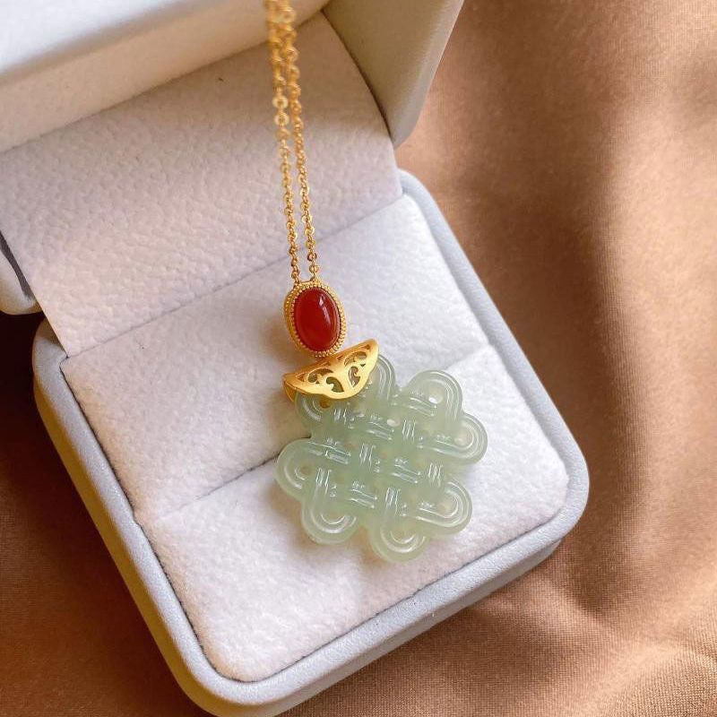 Stunning Gold Pendant for Daily Wear