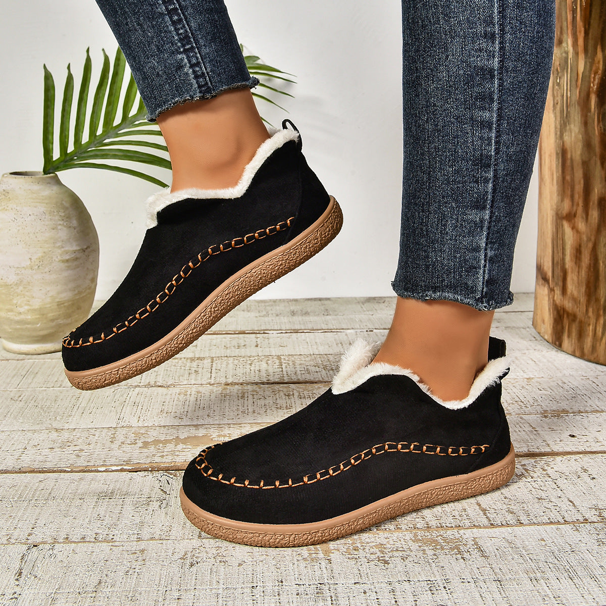 Graceful Orthopedic Shoes for Modern Look