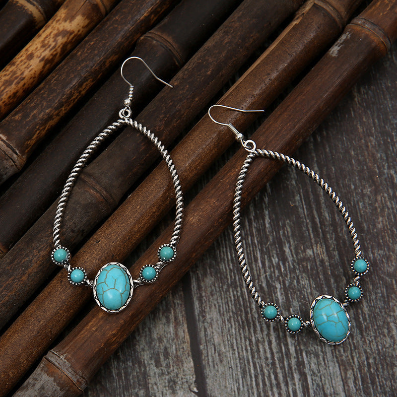 Classic Earring with Timeless Appeal