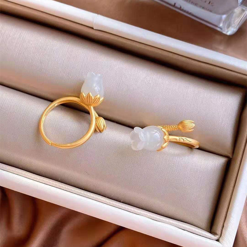 Charming Gold Ring for Any Occasion