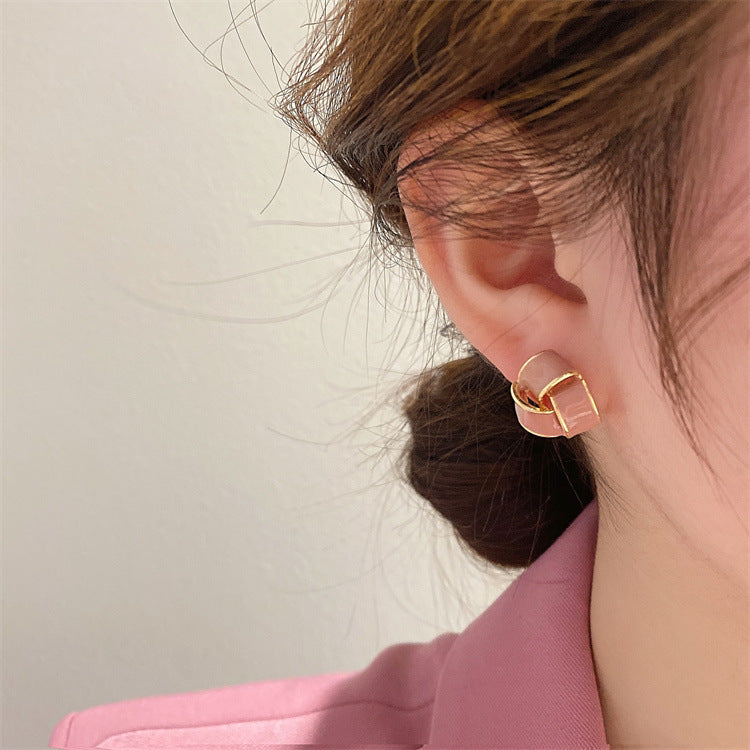 Classic Earring with Timeless Appeal