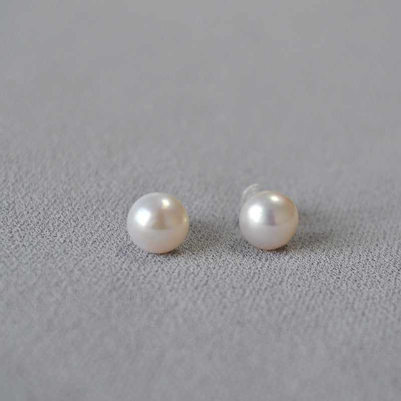 Stunning Pearl Earring for Daily Wear