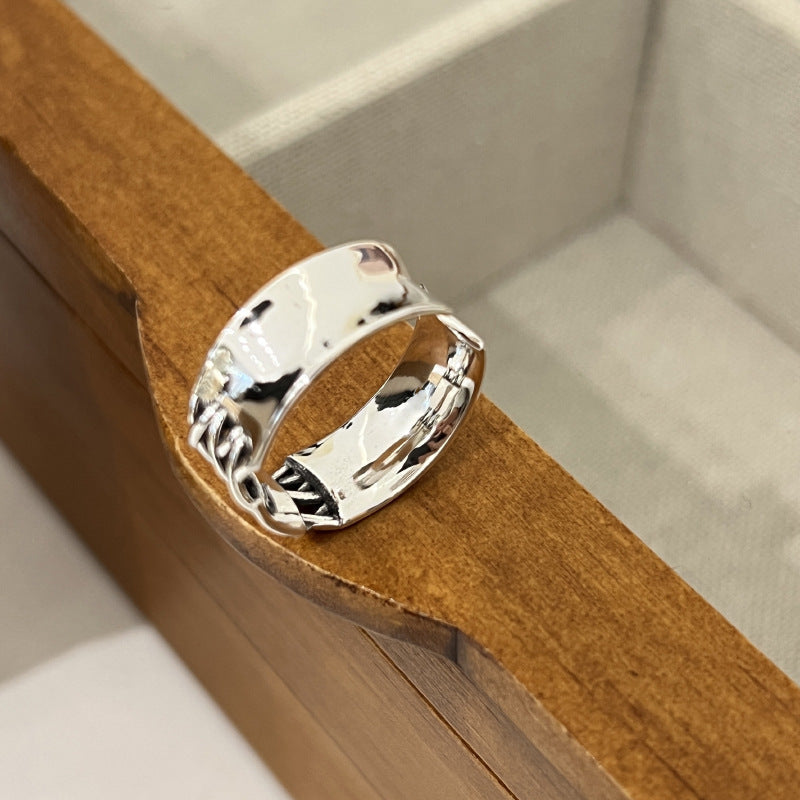 Charming Piece for Any Occasion