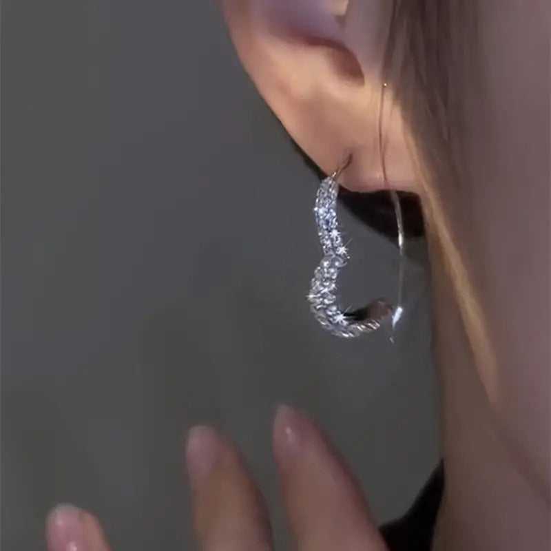 Classic Earring with Timeless Appeal