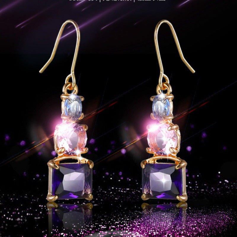 Beautiful Gold Earring with Unique Style