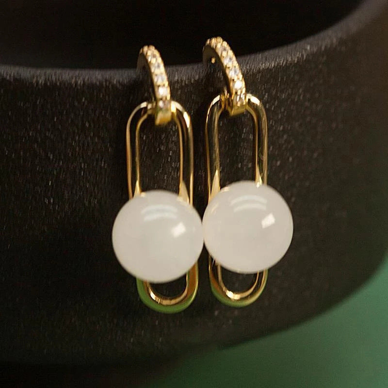 Elegant Silver Earring for Every Occasion