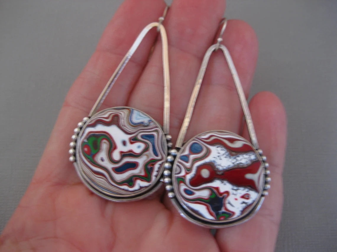 Charming Earring for Any Occasion