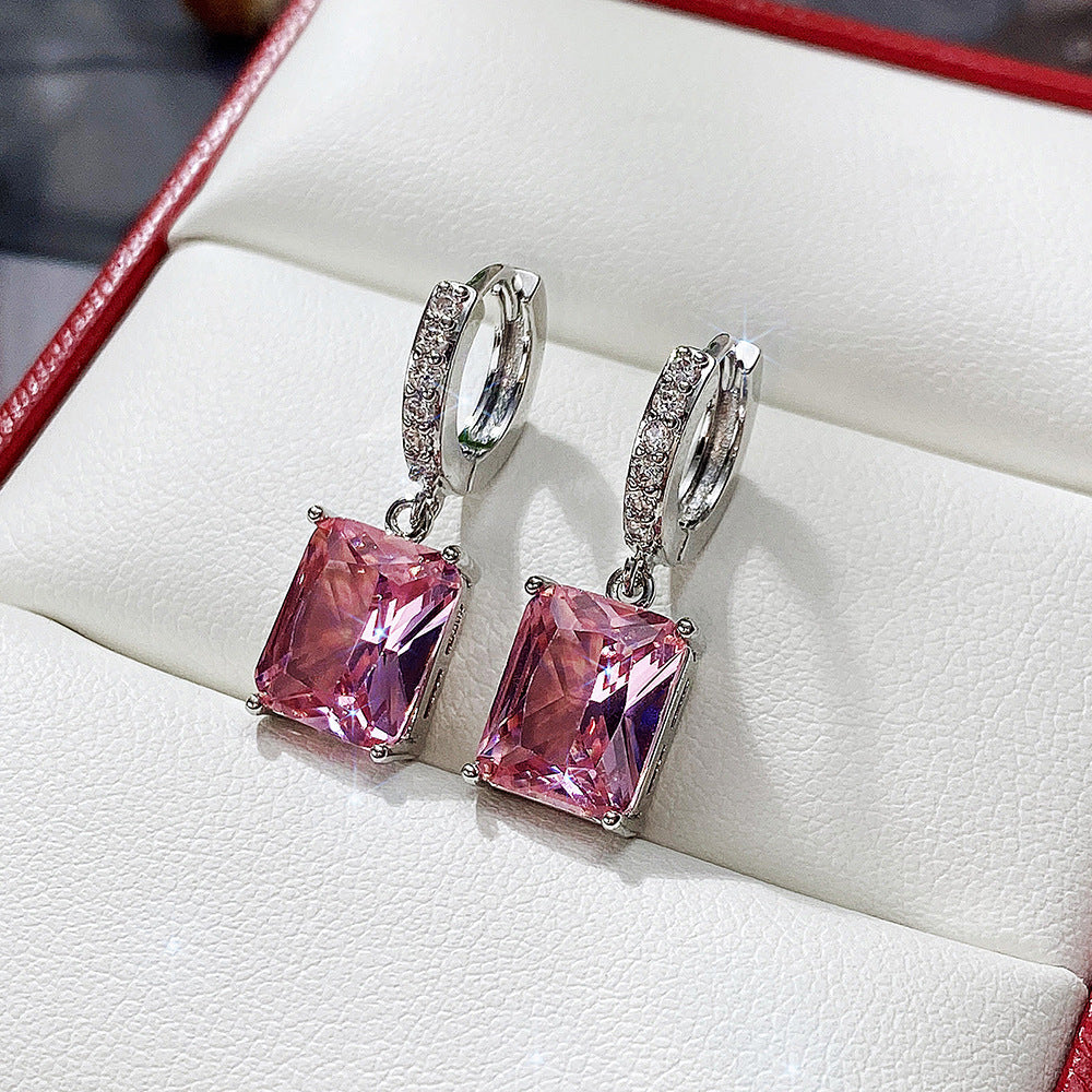Elegant Earring for Every Occasion