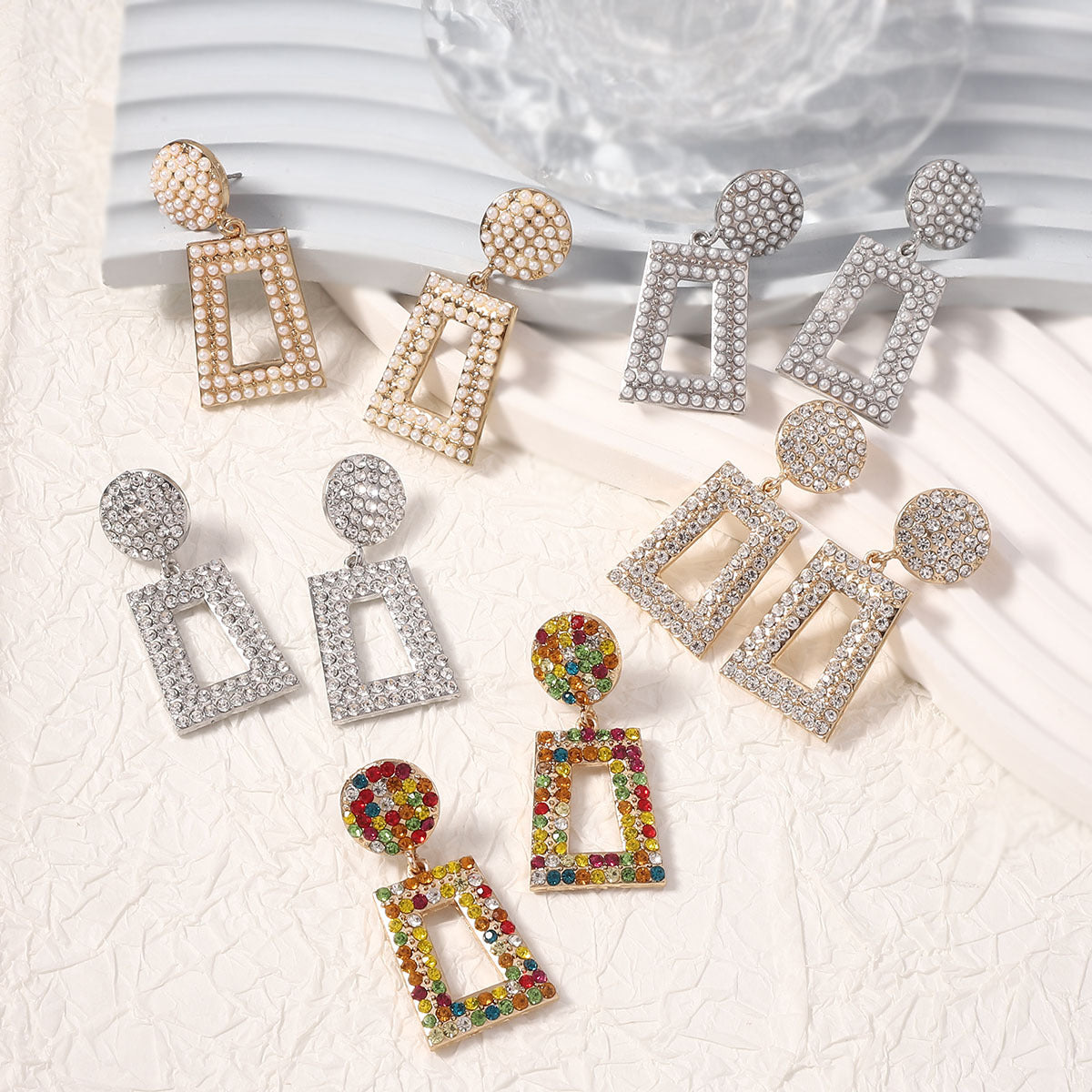 Charming Earring for Any Occasion
