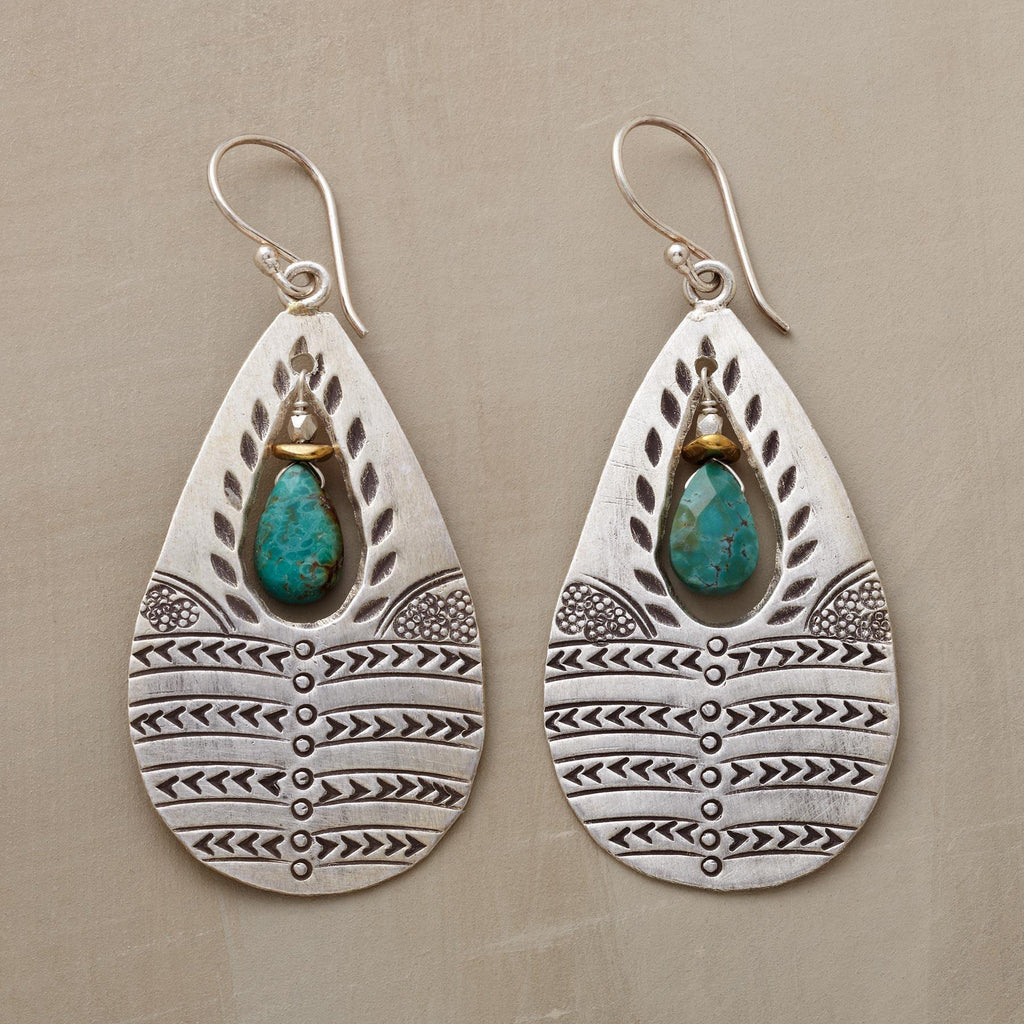 Charming Earring for Any Occasion