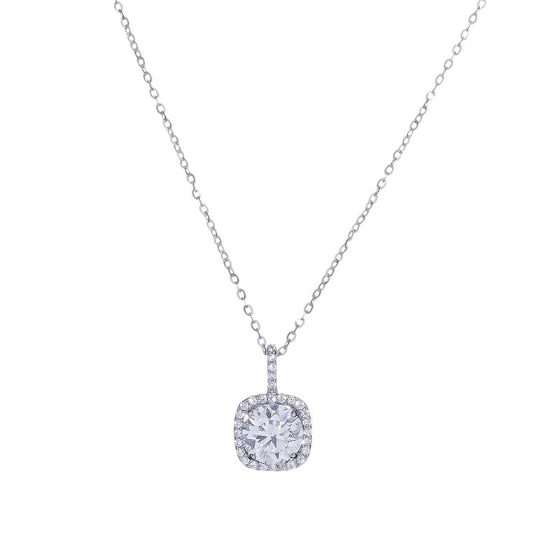 Stunning Necklace for Daily Wear
