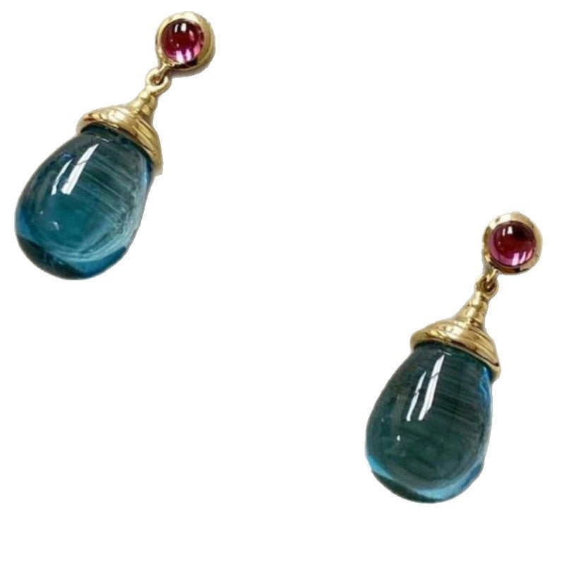 Classic Earring with Timeless Appeal