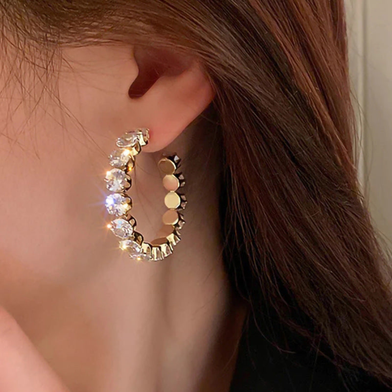 Romantic Earring for Special Moments