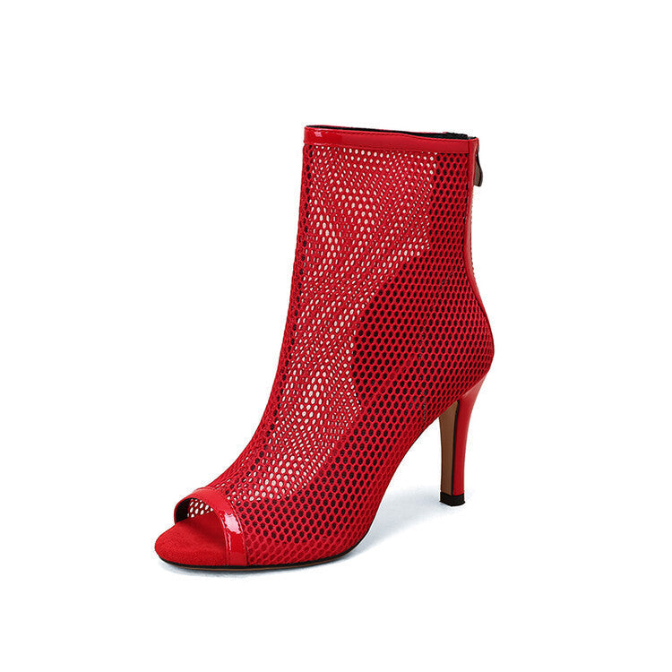 Graceful Orthopedic Sandals for Modern Look