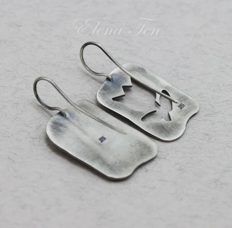 Charming Earring for Any Occasion