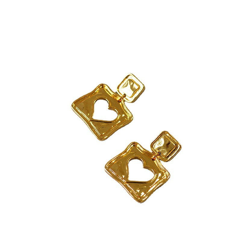 Elegant Silver Earring for Every Occasion