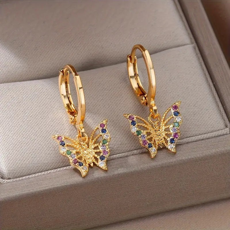 Stunning Gold Earring for Daily Wear