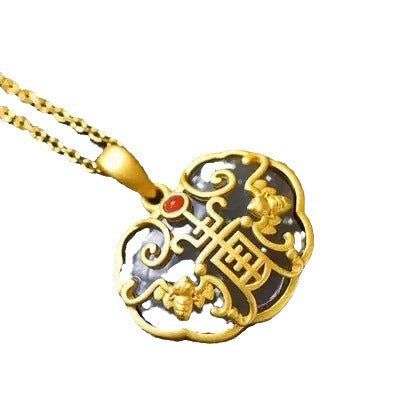 Charming Gold Pendant for Any Occasion
