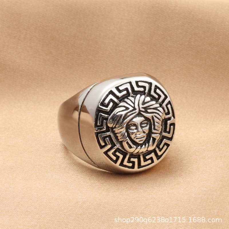 Charming Ring for Any Occasion