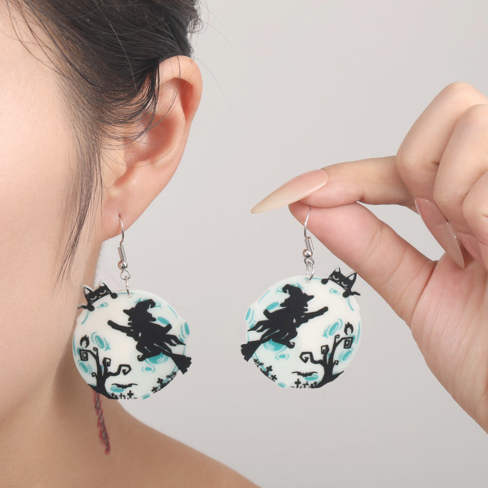 Charming Earring for Any Occasion