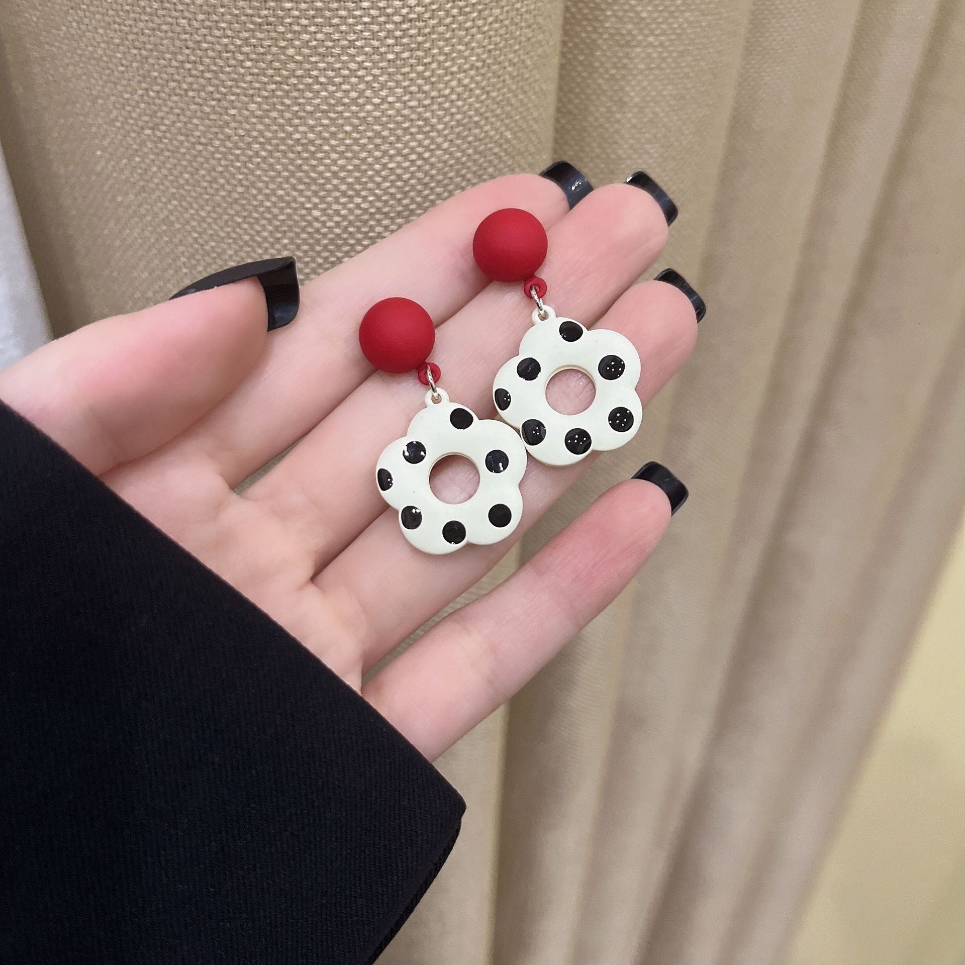 Romantic Earring for Special Moments