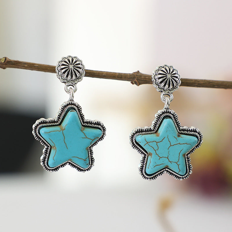 Charming Earring for Any Occasion
