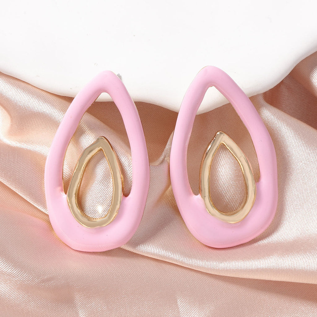 Charming Earring for Any Occasion