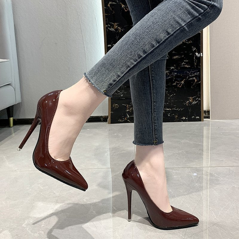 Graceful Orthopedic Shoes for Modern Look