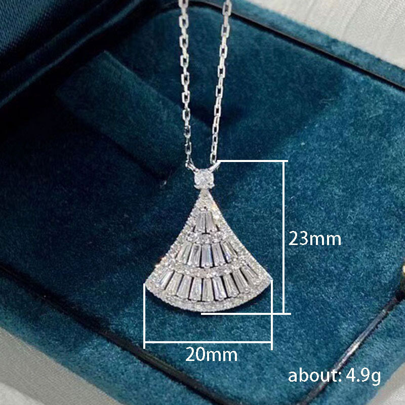 Stunning Necklace for Daily Wear