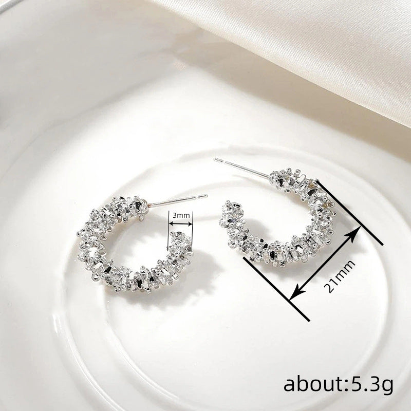 Classic Earring with Timeless Appeal