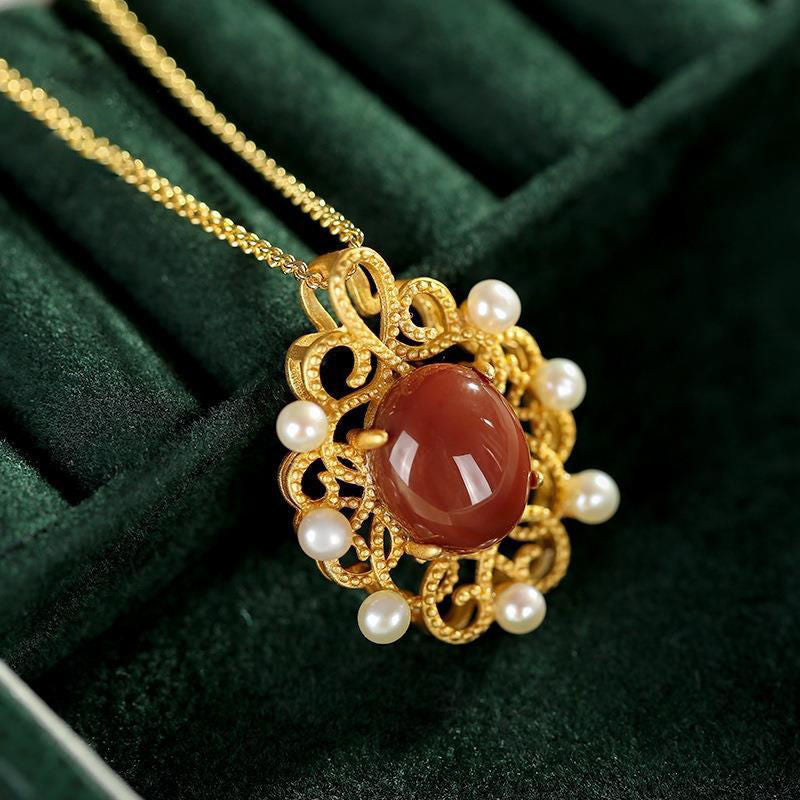 Classic Gold Necklace with Timeless Appeal