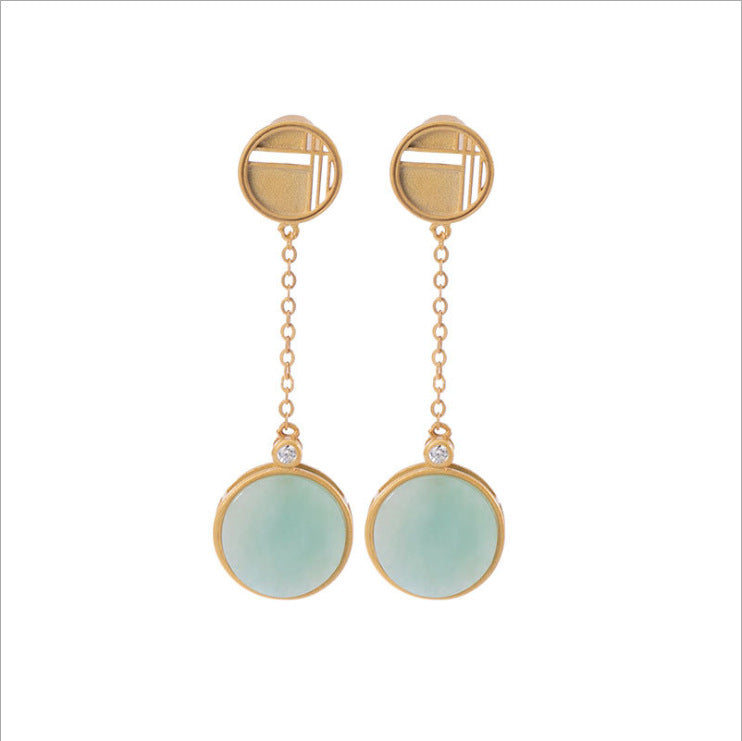 Elegant Gold Earring for Every Occasion