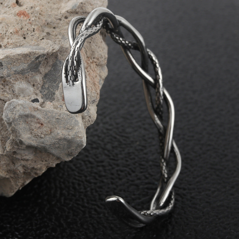 Classic Bracelet with Timeless Appeal