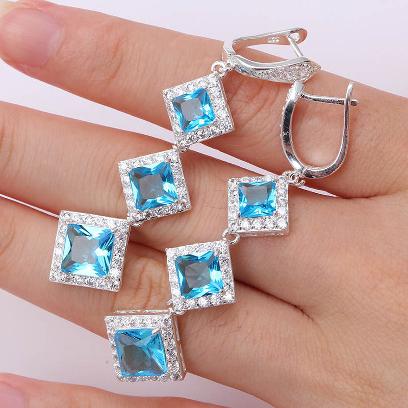 Beautiful Earring with Unique Style