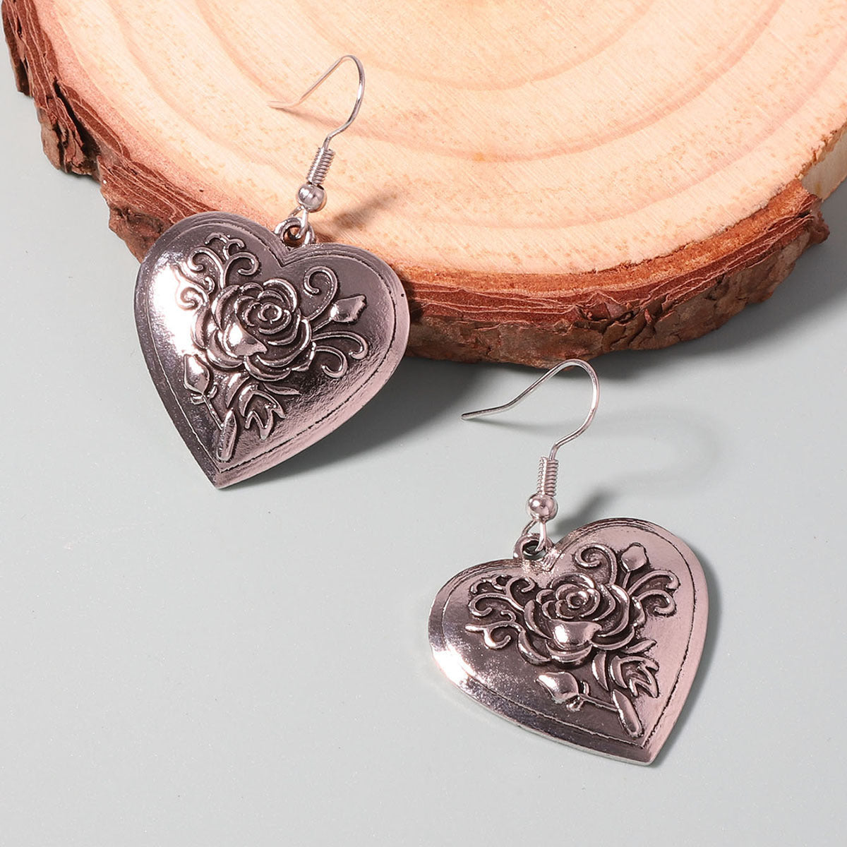 Classic Necklace with Timeless Appeal
