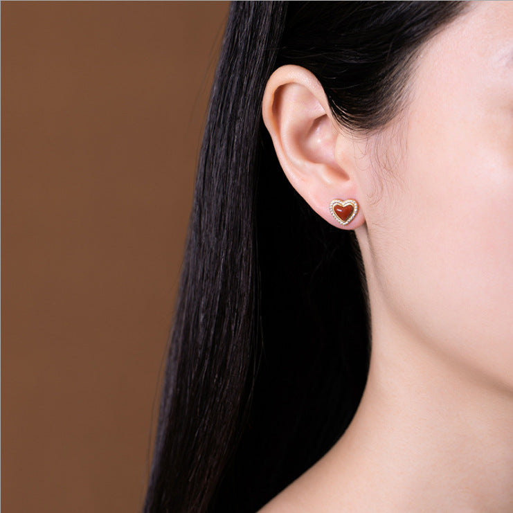 Beautiful Gold Earring with Unique Style
