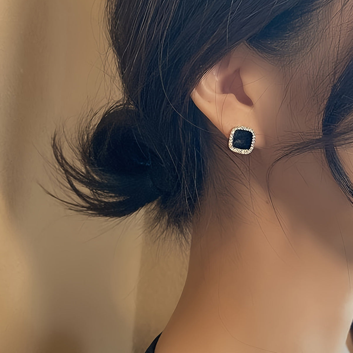 Stunning Earring for Daily Wear
