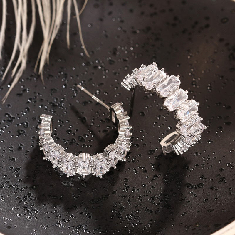 Romantic Earring for Special Moments