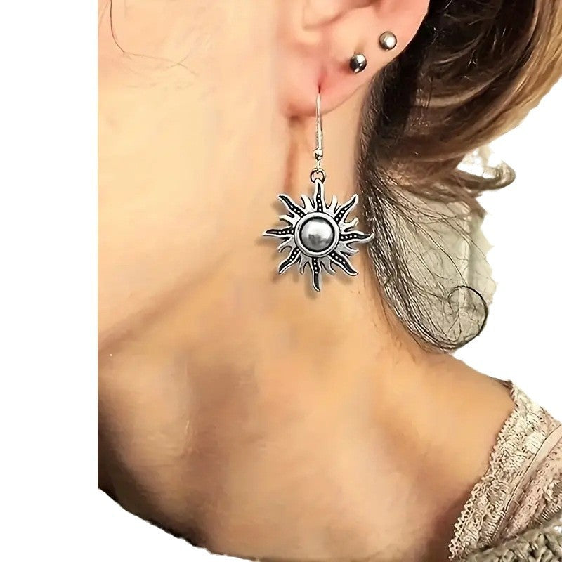 Charming Silver Earring for Any Occasion