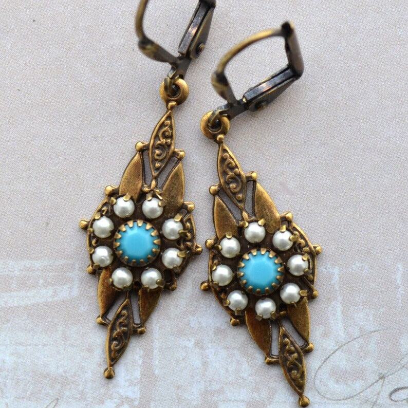 Romantic Earring for Special Moments