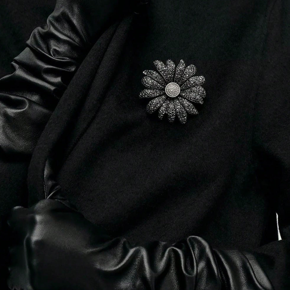 Charming Piece for Any Occasion