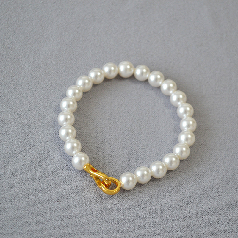 Charming Gold Bracelet for Any Occasion