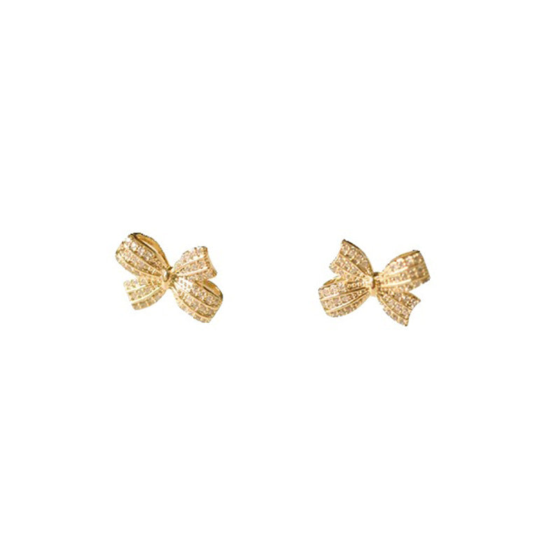 Stunning Pearl Earring for Daily Wear