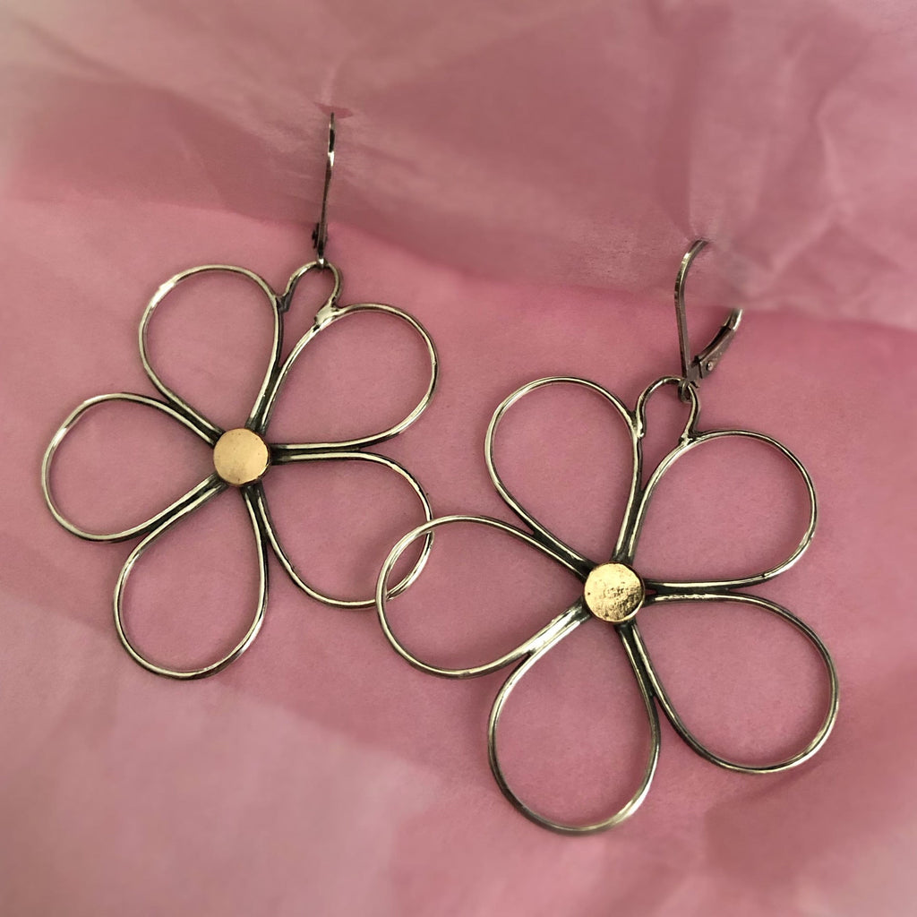 Stunning Earring for Daily Wear