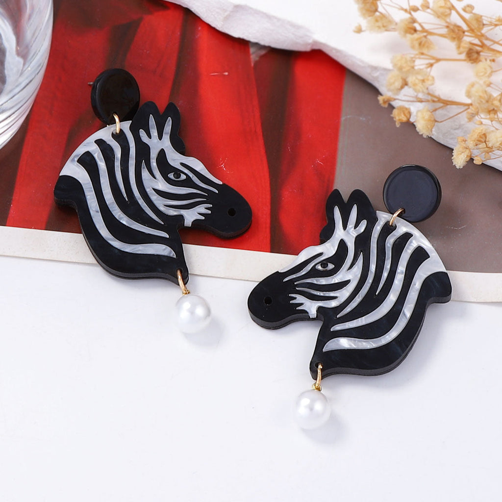 Stunning Pearl Earring for Daily Wear