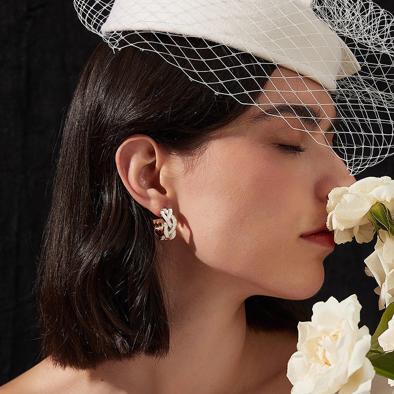 Charming Piece for Any Occasion
